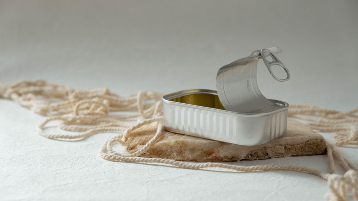 canned tuna in water